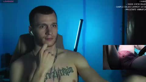 Snapshot of mickey_pict chatting on 03/06/25, 11:03 Mickey online show from 03/06/25, 11:03