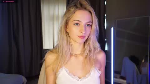 mickeydior online show from 09/24/25, 12:19