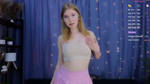 Snapshot of mickeydior chatting on 04/18/26, 12:53 mickeydior online show from 04/18/26, 12:53