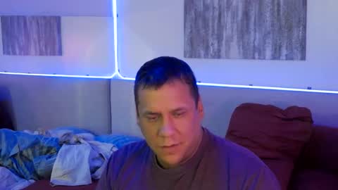 Mickey online show from 01/11/25, 10:19