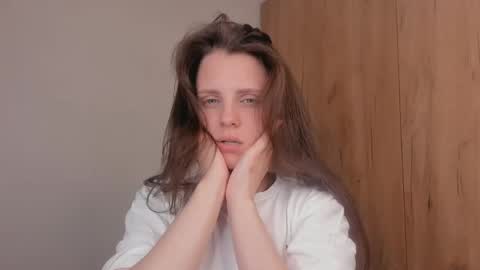 Snapshot of mickieschappert chatting on 05/27/26, 07:33 Candyyy online show from 05/27/26, 07:33