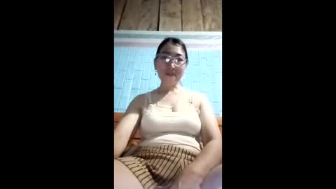 Snapshot of mickye00 chatting on 04/24/26, 10:01 Miky online show from 04/24/26, 10:01