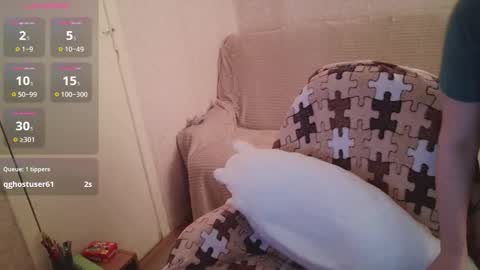 Snapshot of mickywood chatting on 02/07/26, 08:51 Micky online show from 02/07/26, 08:51