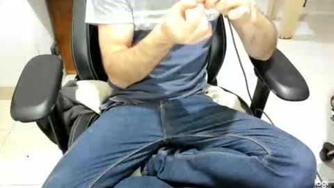 microfama00 online show from 02/22/26, 10:52