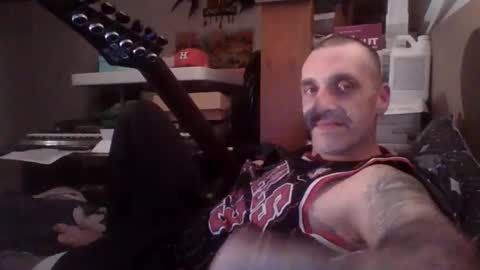 middle123456783939 online show from 12/17/25, 01:55