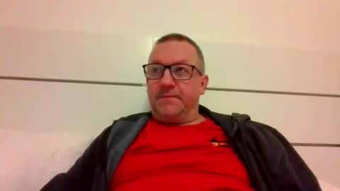 Snapshot of middleton2021 chatting on 11/14/25, 09:24 middleton2021 online show from 11/14/25, 09:24