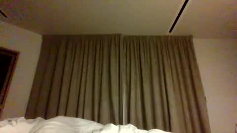 Snapshot of middleton2021 chatting on 11/19/25, 07:03 middleton2021 online show from 11/19/25, 07:03