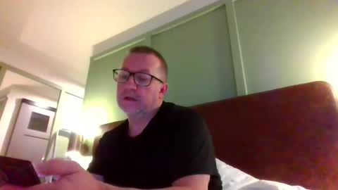 Snapshot of middleton2021 chatting on 11/21/25, 08:07 middleton2021 online show from 11/21/25, 08:07