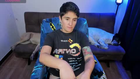 Blue online show from 01/16/25, 06:35