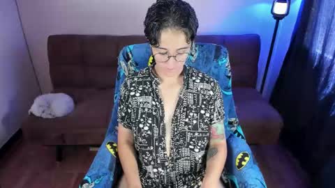 Snapshot of midnight07_ chatting on 02/02/26, 03:33 Blue online show from 02/02/26, 03:33