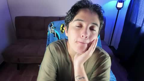 Snapshot of midnight07_ chatting on 02/06/26, 03:26 Blue online show from 02/06/26, 03:26