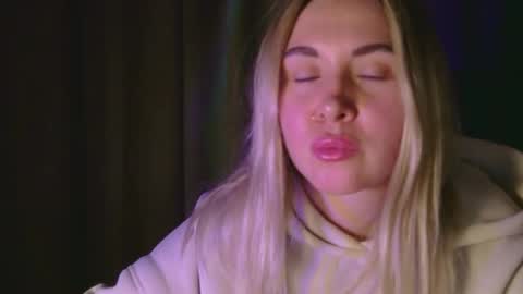 Snapshot of midnight_lace1 chatting on 02/07/26, 03:05 Midnight lace1 online show from 02/07/26, 03:05