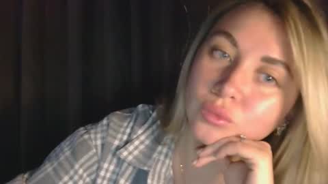 Snapshot of midnight_lace1 chatting on 02/25/26, 03:21 Midnight lace1 online show from 02/25/26, 03:21