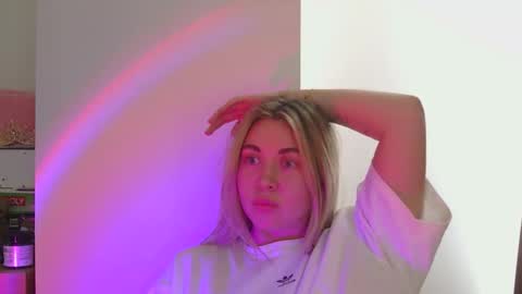 Snapshot of midnight_lace1 chatting on 02/28/26, 10:38 Midnight lace1 online show from 02/28/26, 10:38