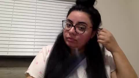 midnightbruja111 online show from 10/19/25, 03:18