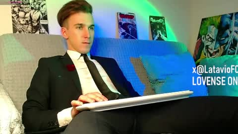 Snapshot of midnighter__ chatting on 04/07/26, 08:53 Alexey or just Alex online show from 04/07/26, 08:53