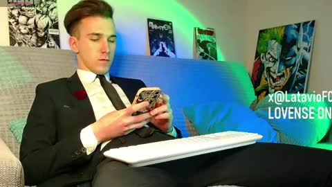 Snapshot of midnighter__ chatting on 04/08/26, 05:46 Alexey or just Alex online show from 04/08/26, 05:46