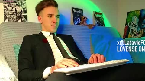 Snapshot of midnighter__ chatting on 04/15/26, 12:39 Alexey or just Alex online show from 04/15/26, 12:39