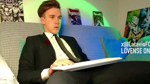 Snapshot of midnighter__ chatting on 04/28/26, 12:31 Alexey or just Alex online show from 04/28/26, 12:31