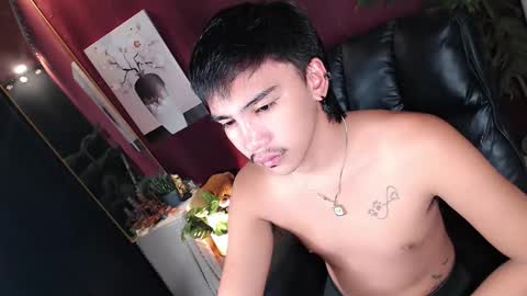 Snapshot of midnightkiller_ chatting on 05/20/26, 10:21 Kitty online show from 05/20/26, 10:21