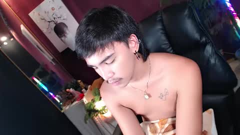 Snapshot of midnightkiller_ chatting on 05/29/26, 11:36 Kitty online show from 05/29/26, 11:36