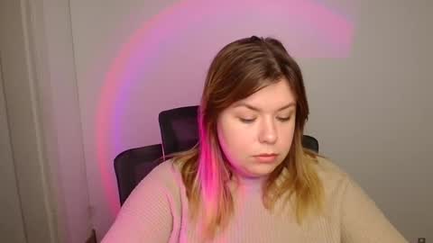 Snapshot of midnightmariana chatting on 10/18/25, 05:21 Mariana online show from 10/18/25, 05:21