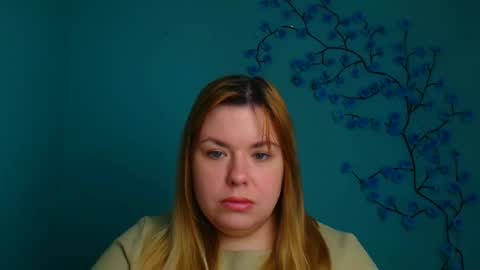 Mariana online show from 02/13/26, 12:23