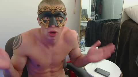 Snapshot of midnightmasc chatting on 04/11/26, 09:52 midnightmasc online show from 04/11/26, 09:52