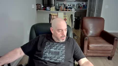 Snapshot of midnightmoonlight777 chatting on 02/07/26, 10:02 midnightmoonlight777 online show from 02/07/26, 10:02