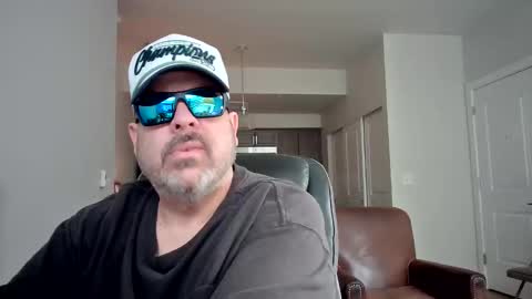 Snapshot of midnightmoonlight777 chatting on 04/21/26, 06:12 midnightmoonlight777 online show from 04/21/26, 06:12