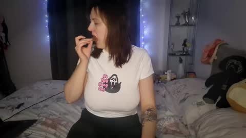 Midnight online show from 11/03/25, 02:51