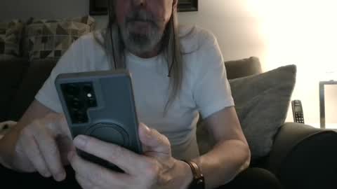 Snapshot of midnite_7 chatting on 07/20/26, 03:32 midnite_7 online show from 07/20/26, 03:32