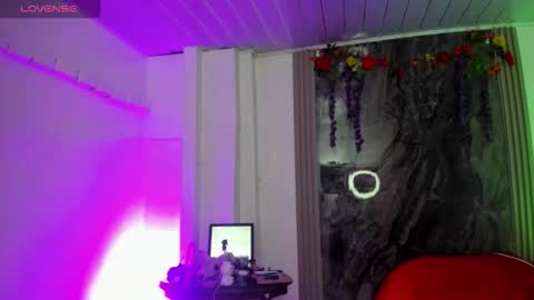 midory_ online show from 09/30/25, 03:22