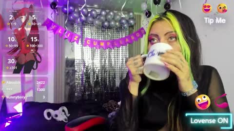 midory_ online show from 11/04/25, 03:49