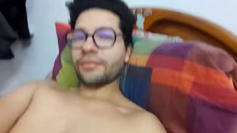 Snapshot of midoumas1 chatting on 11/30/25, 03:49 Sam online show from 11/30/25, 03:49