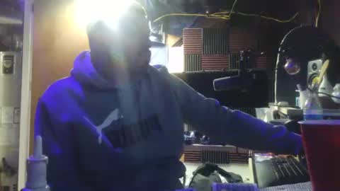 midtownhustler online show from 09/22/25, 05:31