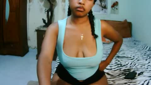 miel_07 online show from 04/03/26, 11:08