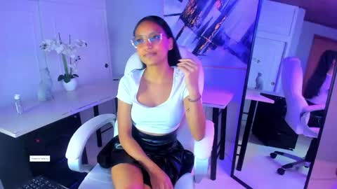 Snapshot of miel_ambar chatting on 04/27/26, 12:47 miel_ambar online show from 04/27/26, 12:47