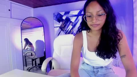 Snapshot of miel_ambar chatting on 05/11/26, 04:04 miel_ambar online show from 05/11/26, 04:04