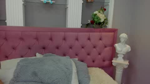 Snapshot of miel_latina chatting on 04/17/26, 10:35 miel online show from 04/17/26, 10:35