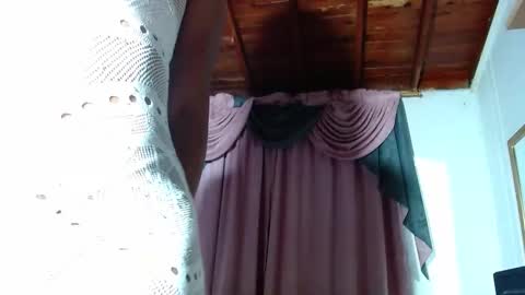 mielsquirt online show from 11/22/25, 07:29