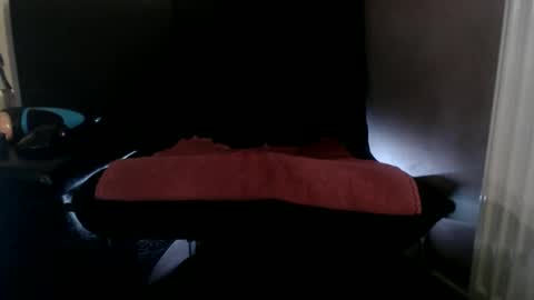 Snapshot of mies35 chatting on 11/30/25, 10:03 mies35 online show from 11/30/25, 10:03