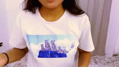 Snapshot of mieshasegura chatting on 01/17/26, 05:05 Mia online show from 01/17/26, 05:05