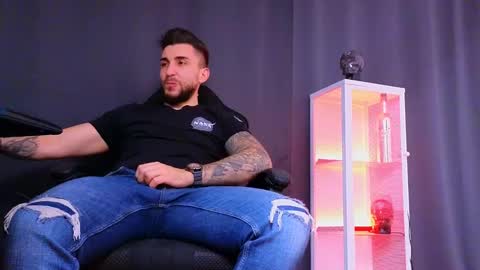 MightyAaron online show from 03/05/25, 04:35