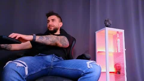 MightyAaron online show from 03/08/25, 10:54