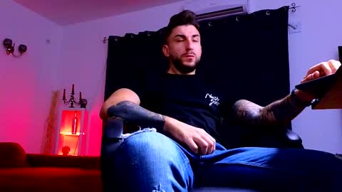 MightyAaron online show from 09/29/25, 02:49