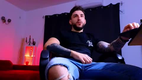 MightyAaron online show from 12/01/25, 05:01