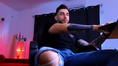 MightyAaron online show from 01/15/26, 06:18