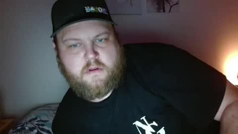 Snapshot of miguel320129 chatting on 03/15/26, 08:42 Miggy online show from 03/15/26, 08:42