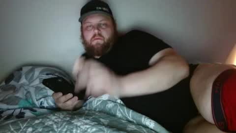 Snapshot of miguel320129 chatting on 03/19/26, 04:49 Miggy online show from 03/19/26, 04:49